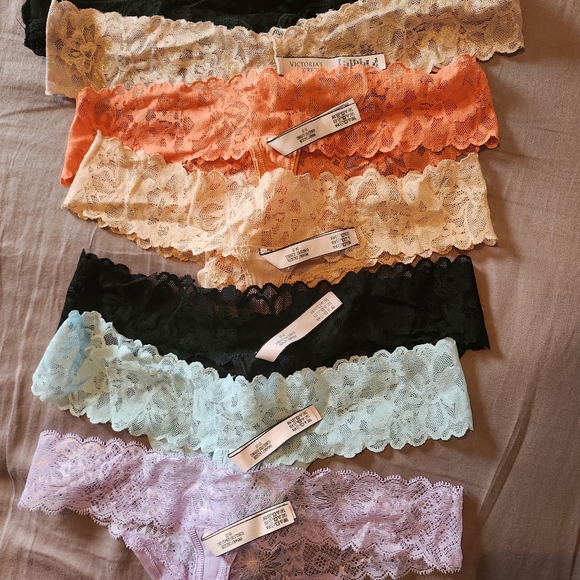 Victoria's Secret Other - Thing/string Victoria,s Secret